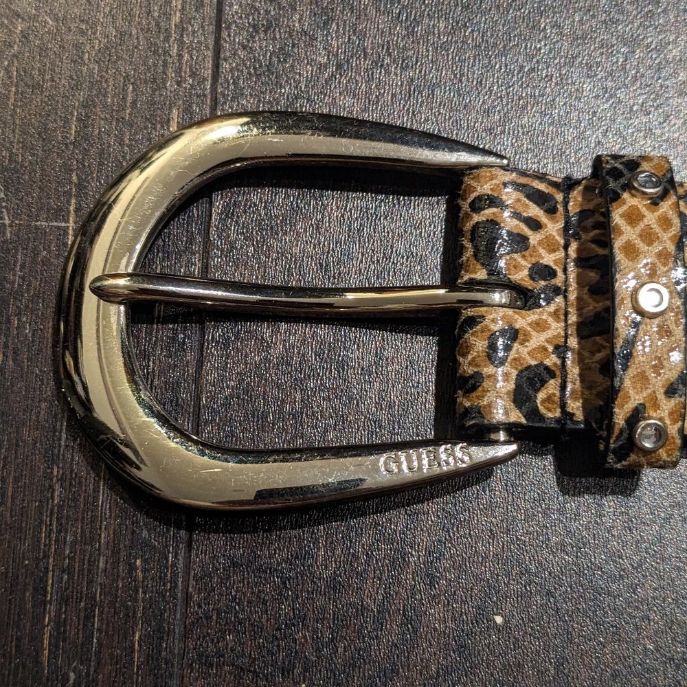 Guess Belt